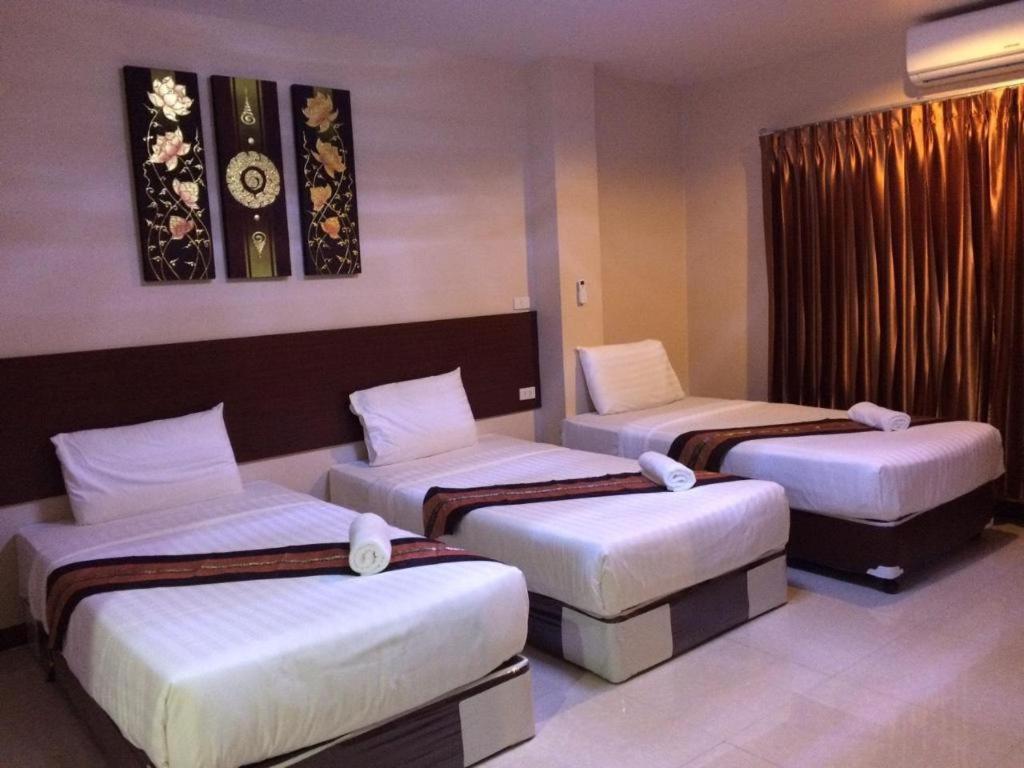 Le Parc Wangnang Hotel Phitsanulok Bagian luar foto
